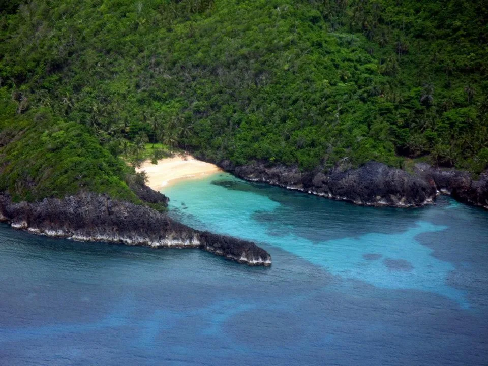 Playa Ermitaño y Playa Honda, Tour en Bote de medio día, Samaná - República Dominicana 11 Playa Ermitaño y Playa Honda, Tour en Bote de medio día, Samaná - República Dominicana - 이미지 11