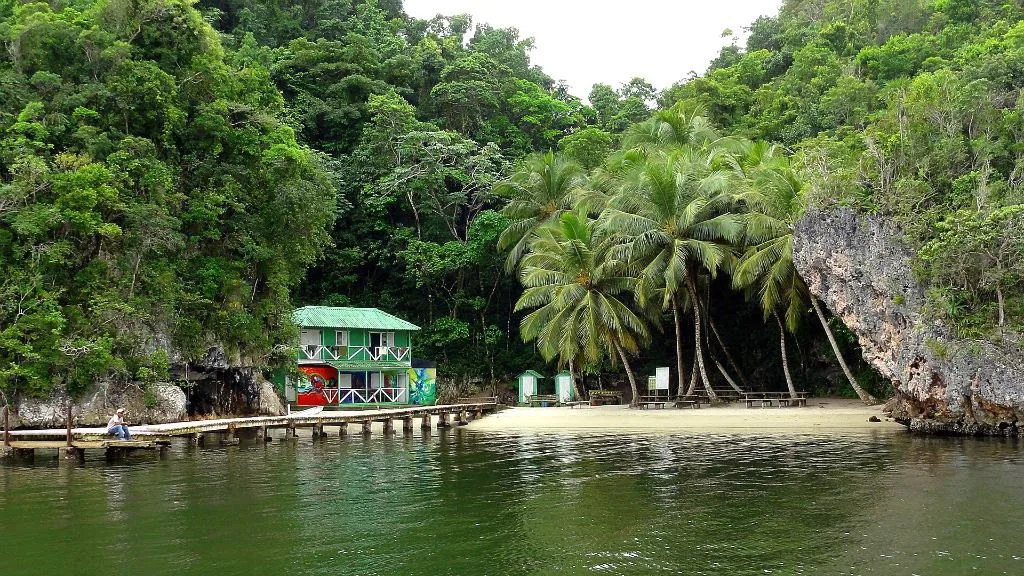 Los Haitises Complete Adventure, Hotel + Hiking +Swimming + Kayaking - Image 14